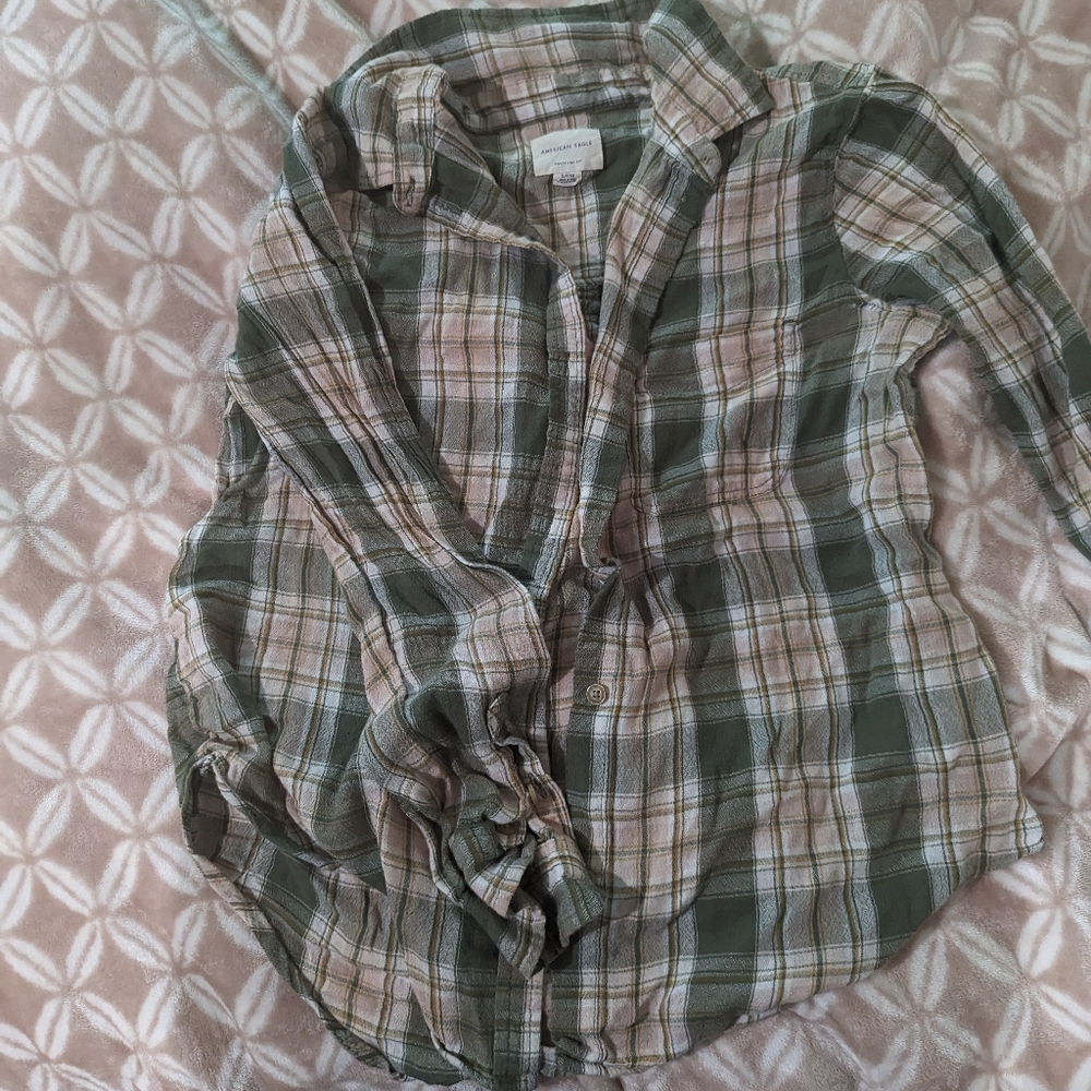 American eagle lightweight flannel shirt